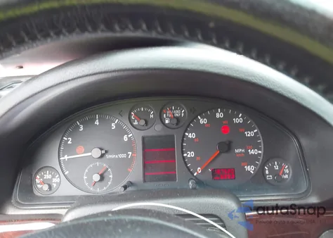 1997 Audi A4 2.8 z USA, uszkodzony, nr VIN WAUEA88D0VA021941